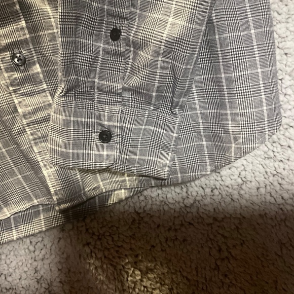 Club Monaco 100% cotton slim fit button down shirt size XL - Picture 4 of 6